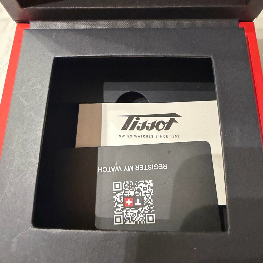 Tissot Silver and Gold Men's Watch - Picture 8 of 9